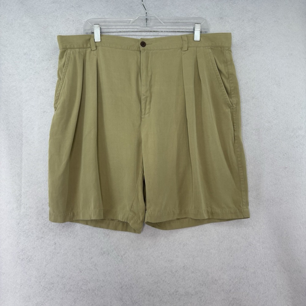 Tommy‎ Bahama Men's Sz 40 Silk Pleated Khaki Beige Shorts Chinos Beach Relaxed